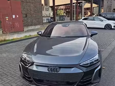 Audi e-tron GT RS 598 quattro