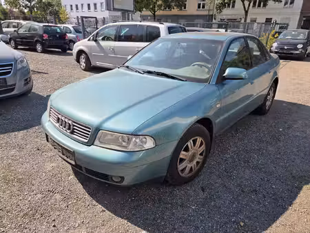 Audi A4 1.8 125