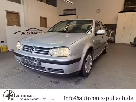 Volkswagen Golf 1.4 FSI 75