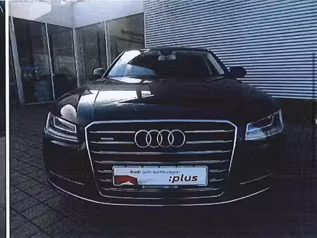 Audi A8 V6 3.0 TDI 262 quattro