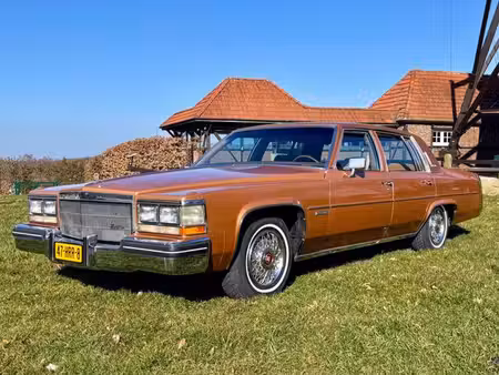 Cadillac Deville 