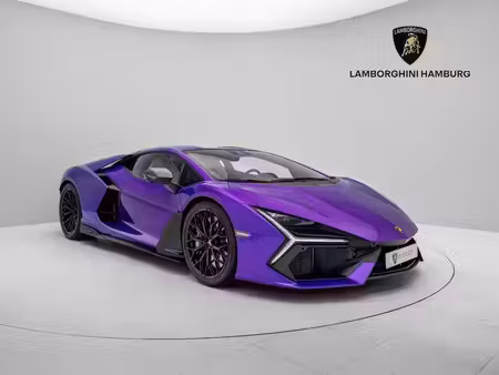 Lamborghini Revuelto 