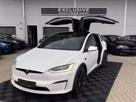 Tesla Model X Plaid 4x4