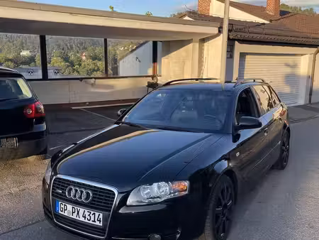 Audi A4 V6 2.5 TDI 140 S line