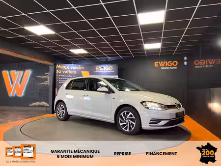 Volkswagen Golf 1.0 TSI 115