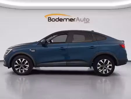 Renault Arkana E-Tech 1.6 145 Evolution