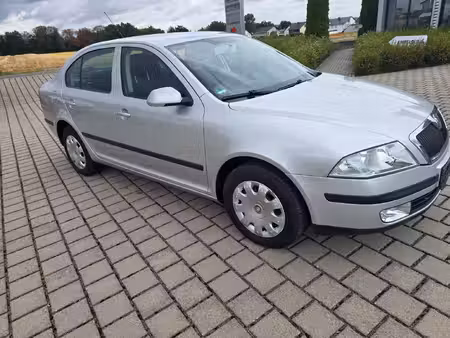 Škoda Octavia 1.6 102 Ambiente