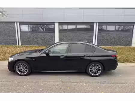 BMW Série 5 530d 3.0 265