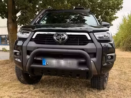 Toyota Hilux Double Cabine 2.8 204 4x4