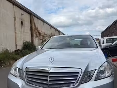 Mercedes-Benz Classe E E 200 Avantgarde