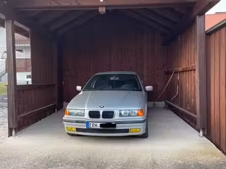 BMW Série 3 323i 2.5 170
