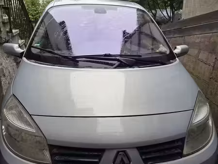 Renault Scénic 2.0 135