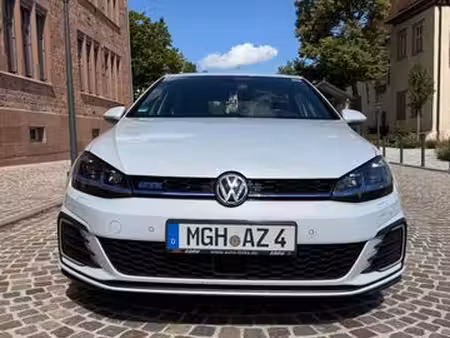 Volkswagen Golf GTE 1.4 TSI 204