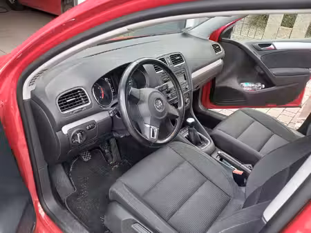 Volkswagen Golf 1.2 TSI 105 Confortline