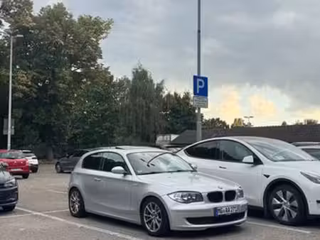 BMW Série 1 118i 2.0 143