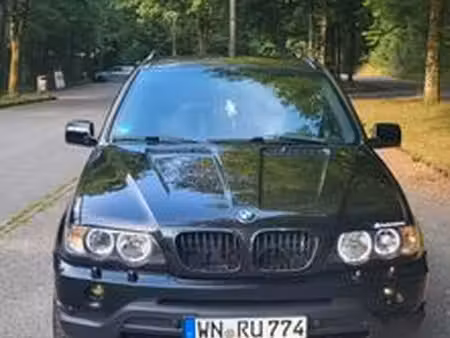 BMW X5 44i 4.4 286