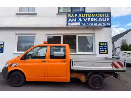 Volkswagen Transporter T5 1.9 TDI 102