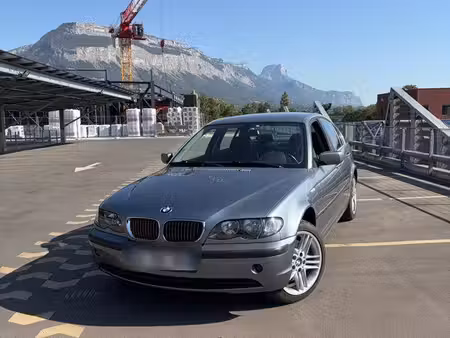 BMW Série 3 330d 3.0 204