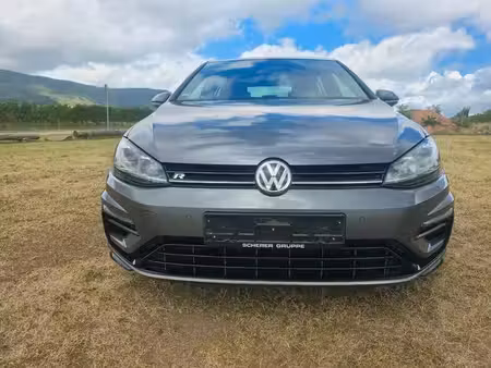 Volkswagen Golf R 2.0 TSI 300 4Motion