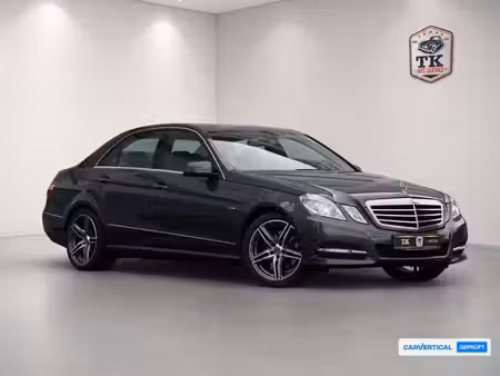 Mercedes-Benz Classe E E 250 2.1 150