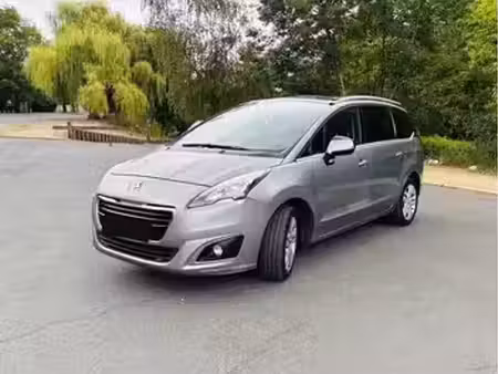 Peugeot 5008 1.2 PureTech 130 Active