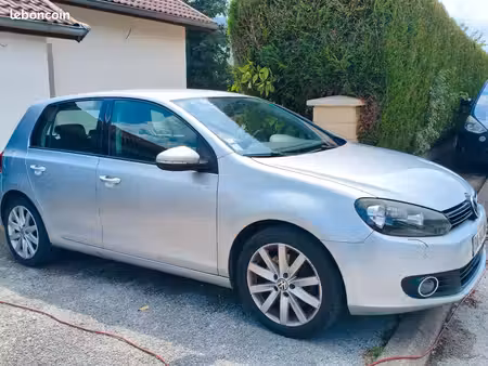 Volkswagen Golf 2.0 TDI 140