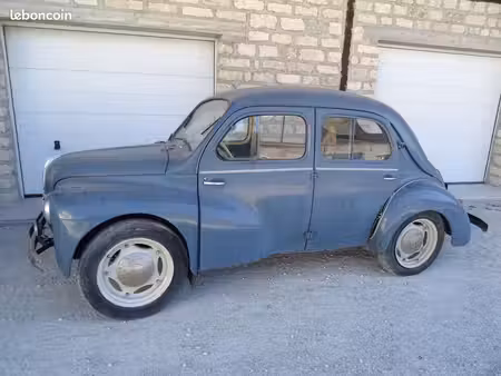 Renault R4 