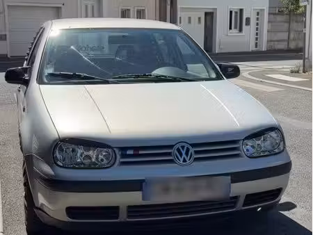 Volkswagen Golf 1.6 100