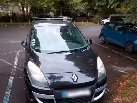 Renault Scénic 1.9 dCi 130