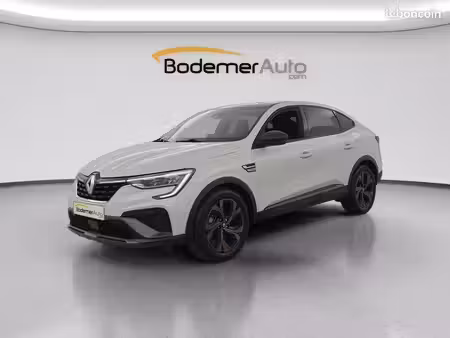 Renault Arkana E-Tech 1.6 145 RS Line