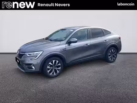 Renault Arkana E-Tech 1.6 145 Evolution