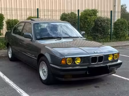 BMW Série 5 525i