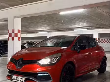 Renault Clio RS 1.6 T 200