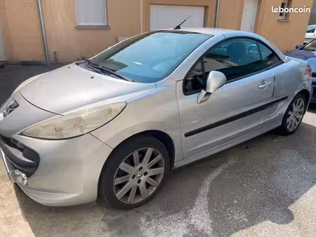 Peugeot 207 CC 1.6 VTi 120