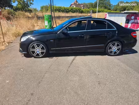 Mercedes-Benz Classe E E 350 V6 3.0 CDI 265 Avantgarde