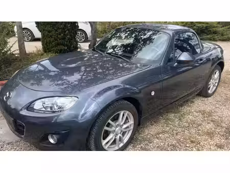 Mazda MX5 Centre Line