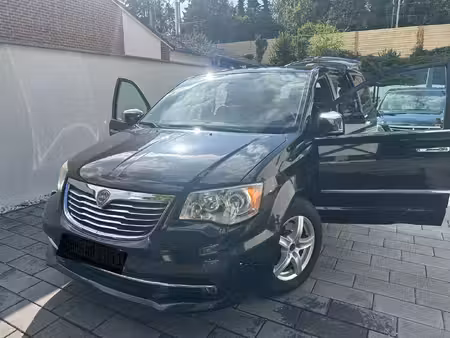 Lancia Voyager 2.8 163 Platinum