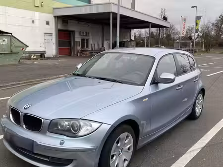 BMW Série 1 118i 2.0 143
