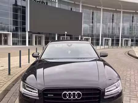 Audi A8 V6 3.0 TDI 262 quattro