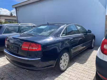 Audi A8 V6 3.0 TDI 233 quattro