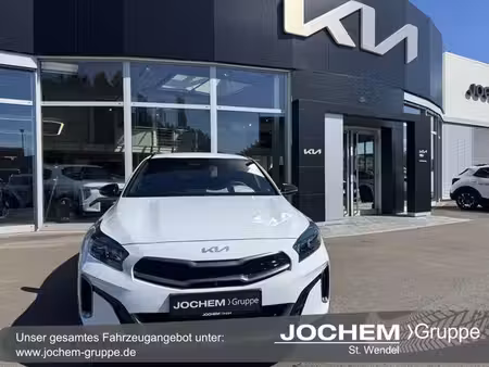 Kia Ceed 1.5 T GDi 140 GT Line