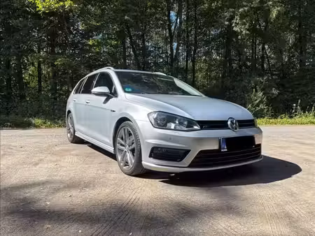 Volkswagen Golf 1.6 TDI 110 R-Line