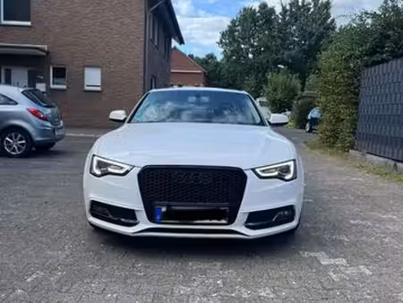 Audi A5 2.0 TFSI 211 quattro