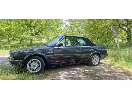 BMW Série 3 318i 1.8 115