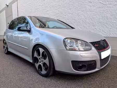 Volkswagen Golf R32 200