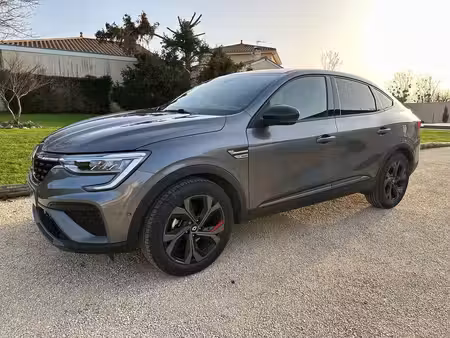 Renault Arkana E-Tech 1.6 145 RS Line