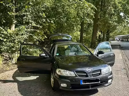 Nissan Almera 1.5 90