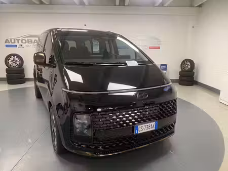Hyundai Staria 2.2 177 Luxury HTRAC