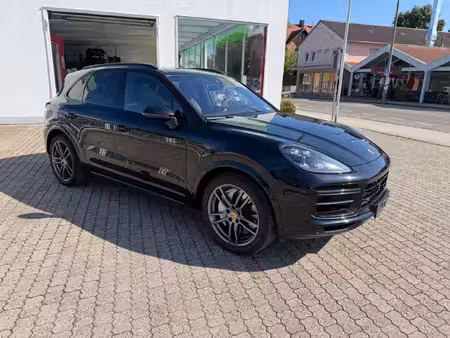 Porsche Cayenne Turbo 4x4