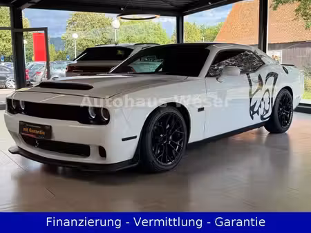 Dodge Challenger V8 5.7